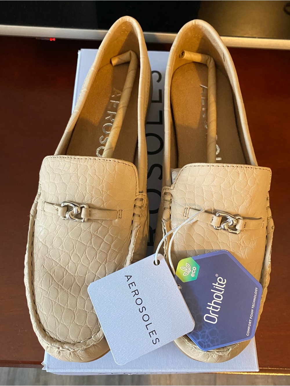 AEROSOLES Cream Textured Leather Loafer with Metal Accent